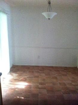 3rd image of 3002 Spruce Cir