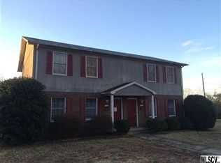 1540 17th Ave NE, Hickory, NC 28601