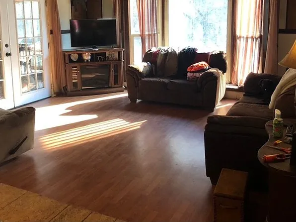 425 Panther Run Rd, Coxs Mills, WV 26342