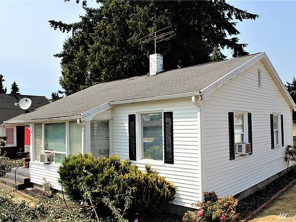 2nd image of 1315 4th Ave NW