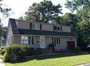 232 Woods Ave, Bergenfield, NJ 07621