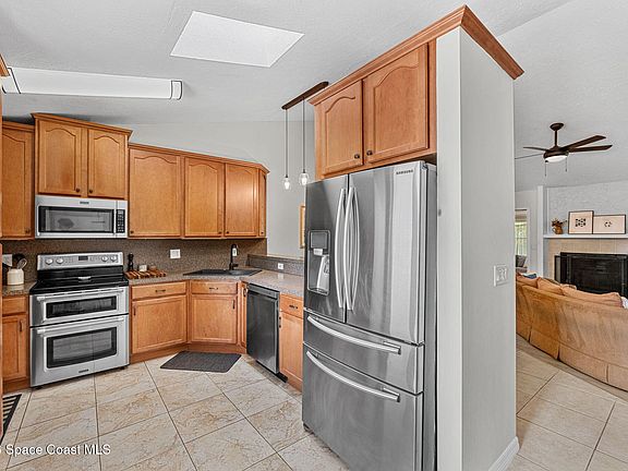 5th image of 1362 Ginza Rd NW