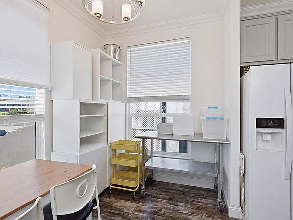 5th image of 770 Lincoln Avenue #45