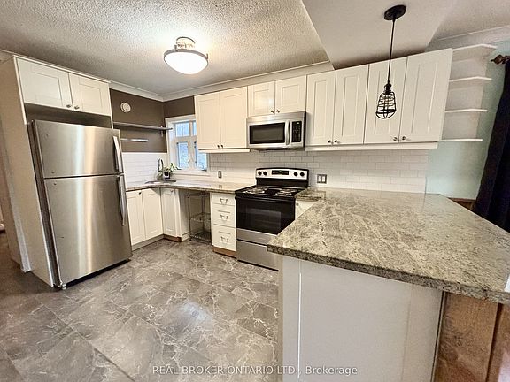 4th image of 45 Wellington St #124