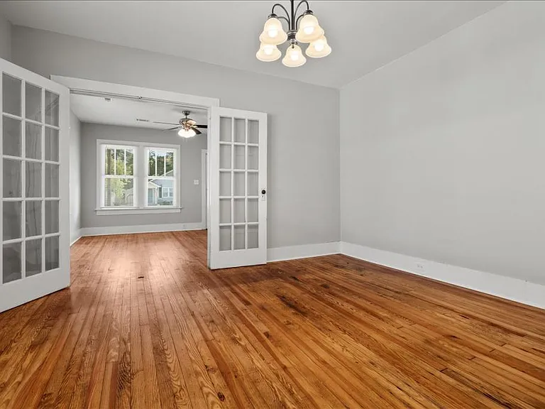 109 Winston St — Photo 16