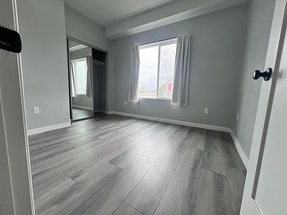 4th image of 11344 Hatteras St #B12
