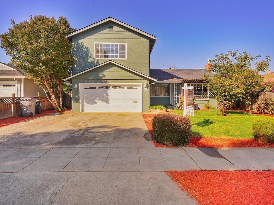 1st image of 2015 Leon Dr