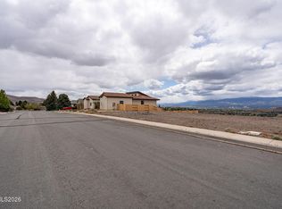 5475 Vista Terrace Ln, Sparks, NV 89436