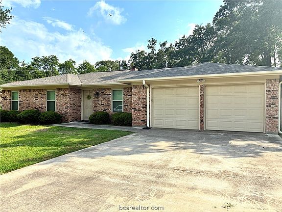 3rd image of 7804 Appomattox Dr