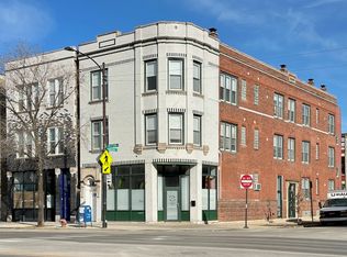 2350 W Charleston St #R3, Chicago, IL 60647