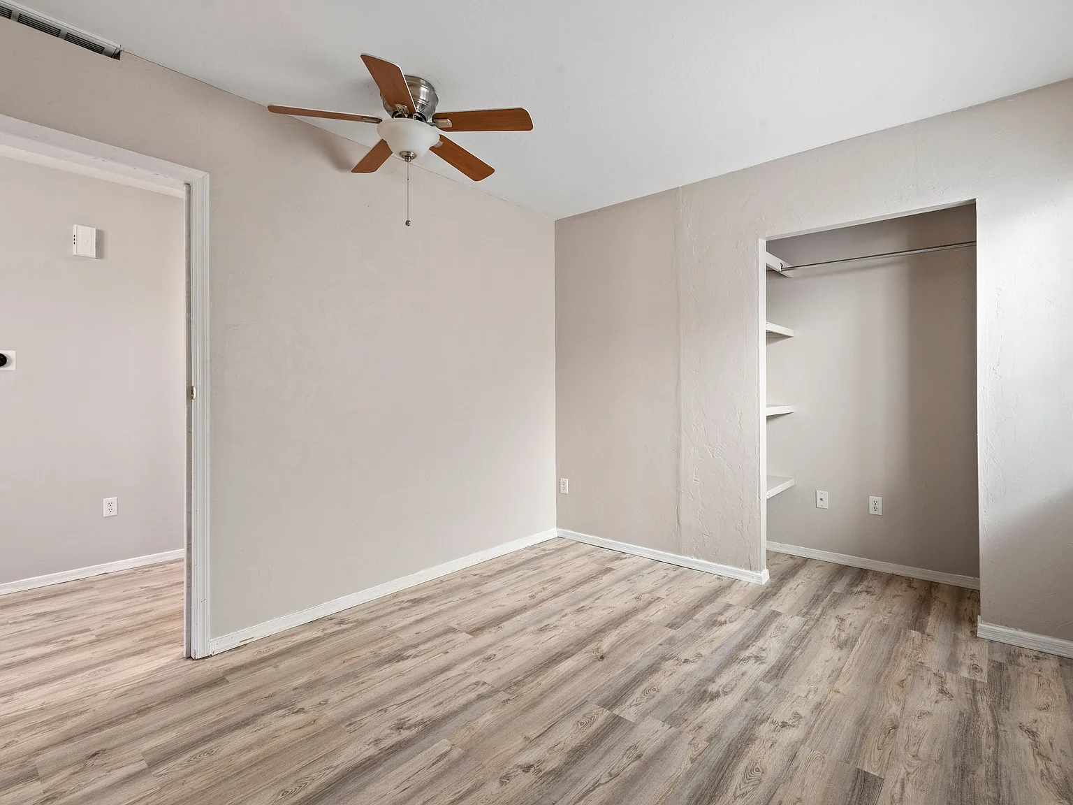 6066 S Cedar Elm Lane - 1 — Photo 4