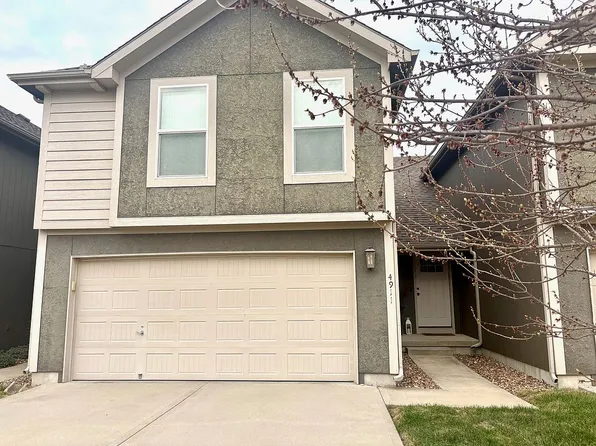 4911 141st Ter, Basehor, KS 66007