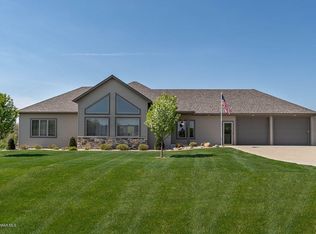 5172 Meadow Dr SE, Rochester, MN 55904