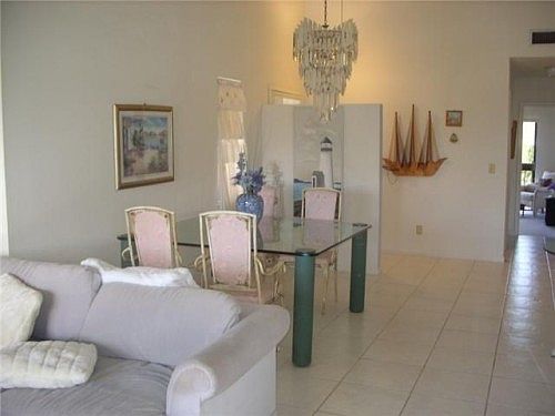 4th image of 3215 S Lakeview Cir APT 203
