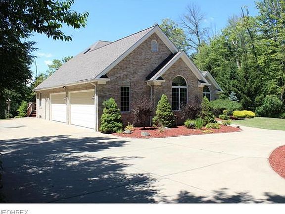 2nd image of 13630 Braeburn Ln