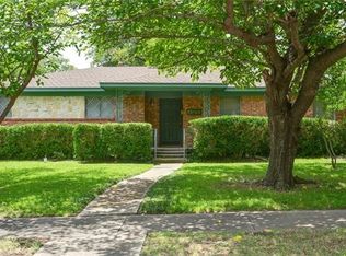 13135 Blossomheath Ln, Dallas, TX 75240