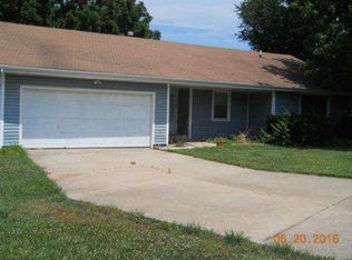 755 W Montclair St, Springfield, MO 65807