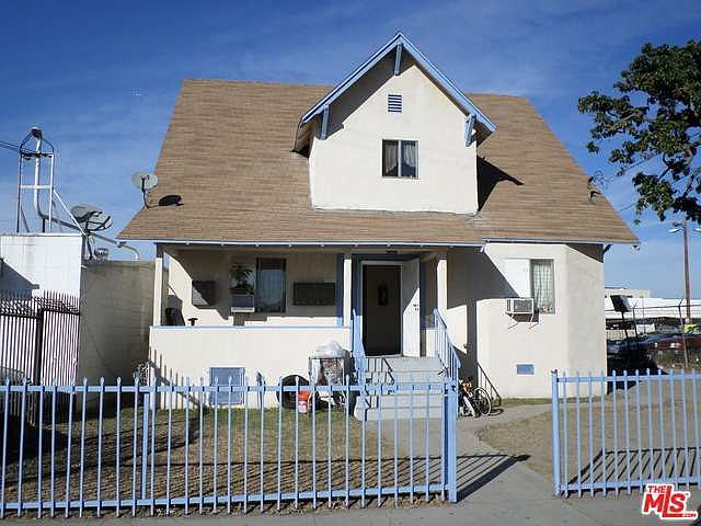 1st image of 2639 E 55th St