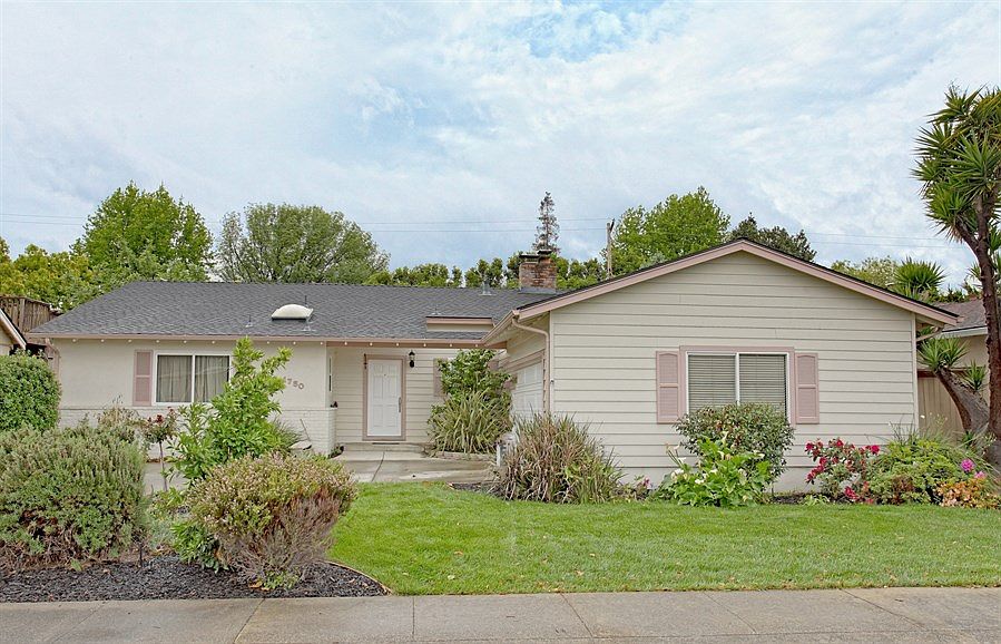 1st image of 1750 Mount Vernon Dr