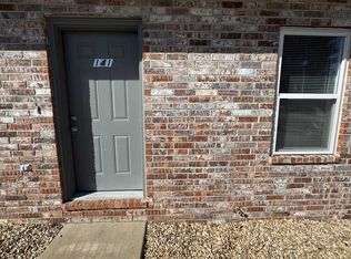 141 W Terrace Ct, Sparta, MO 65753