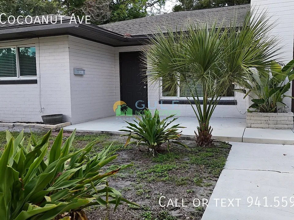 1223 Cocoanut Ave