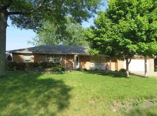 1306 N Wildwood Ln, Muncie, IN