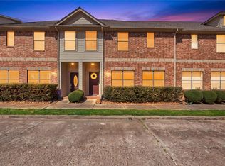 2039 Glencove Dr, Seabrook, TX 77586