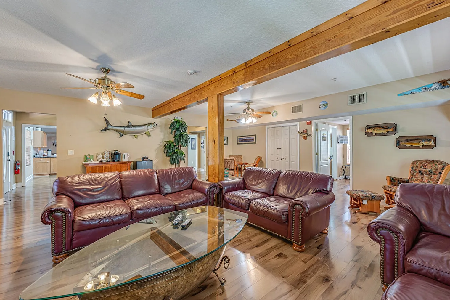 9 bed, 4.0 bath, $19,168 — Photo 1