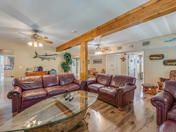8551 W Miss Maggie Dr, Homosassa, FL