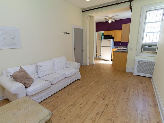 4th image of 3853 Lancaster Ave Floor 2