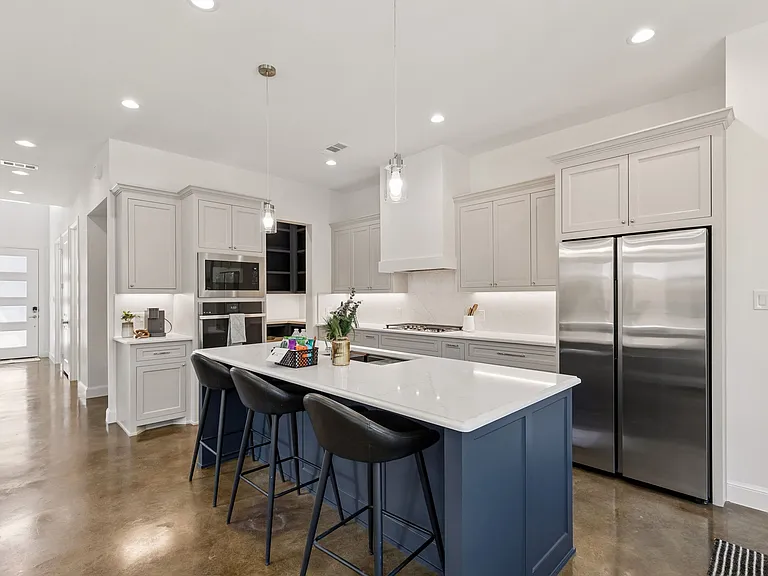 4404 Rusk Ave — Photo 7