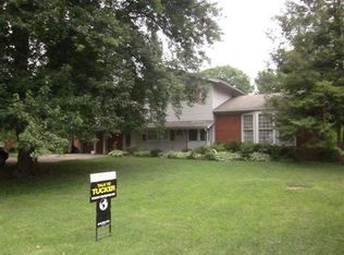 2008 Fairway Dr, Madison, IN 47250