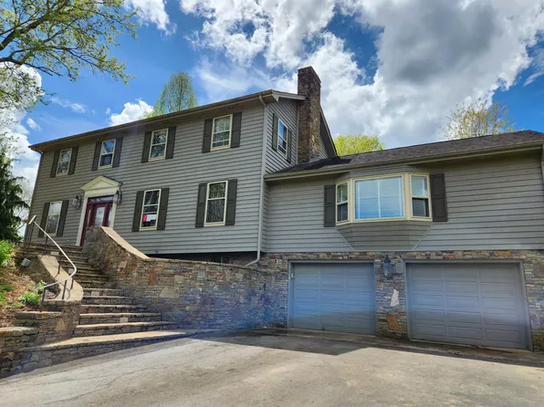 18436 Westwood Dr, Abingdon, VA 24211