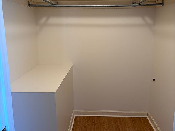 4th image of 934 Grand Arbre Dr #934