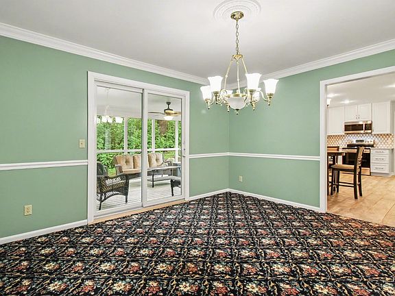 5th image of 3080 Country Woods Ln