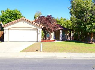 5412 Silvergate St, Bakersfield, CA 93313