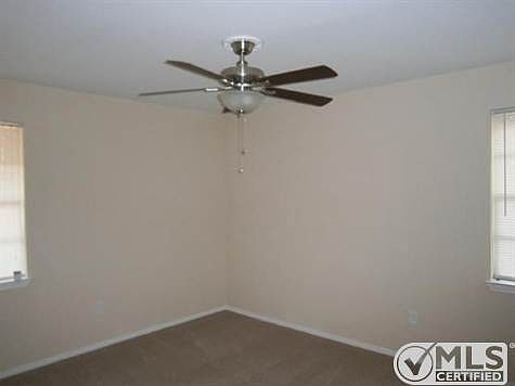 5th image of 2205 Normandy Dr