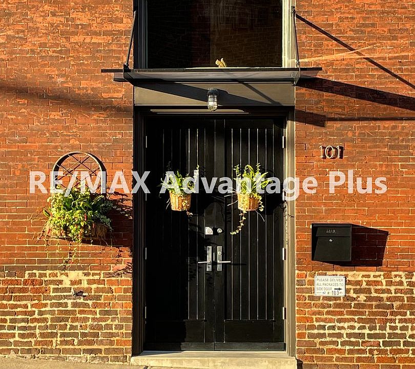 1st image of 101 W 2nd St