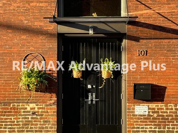 101 W 2nd St, Farmville, VA 23901