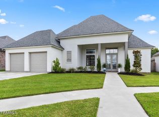 317 Glasgow Dr, Lafayette, LA 70508