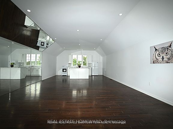 3rd image of 1226 Leslie Dr Floor 3