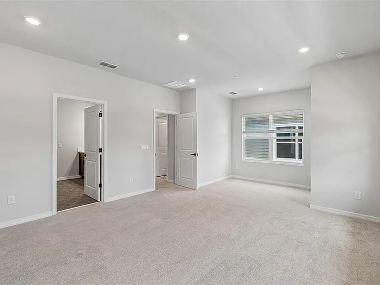 4357 Roush — Photo 25