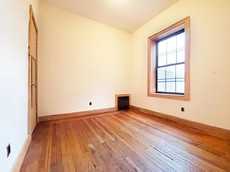 Rented by Rentall Group Inc