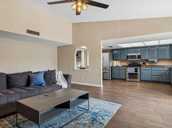 4720 Jennings Dr, The Colony, TX 75056