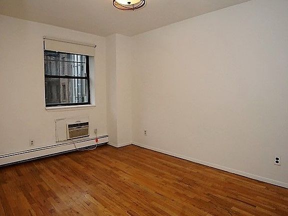 4th image of 119 Avenue A APT 4R