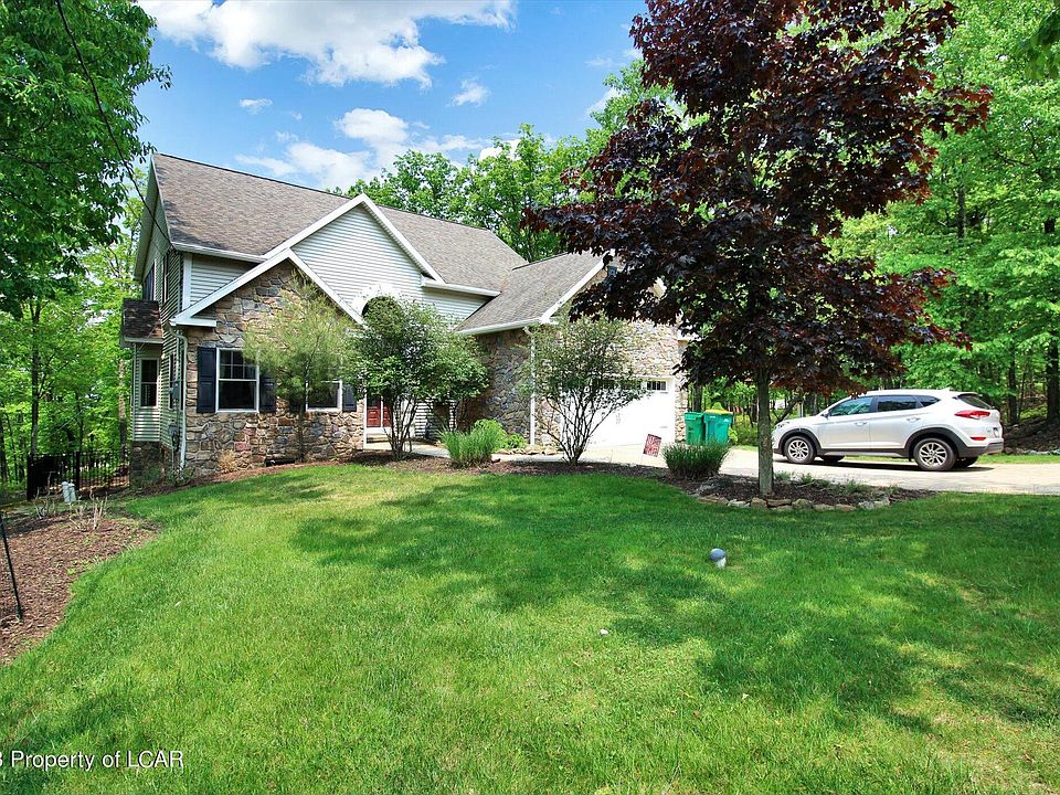 8 Walden Ct, Hazleton, PA 18202 MLS 232527 Zillow