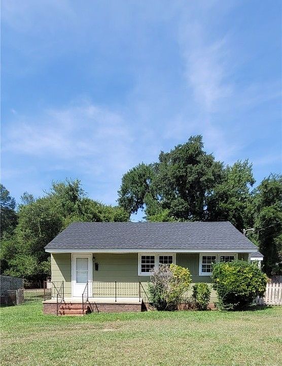 1st image of 1343 Taylor Dr
