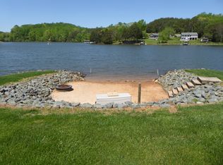 80 Arrow Ln, Hardy, VA 24101