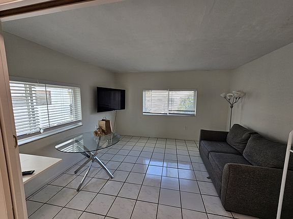 5th image of 3605 Indian Creek Dr APT 204