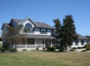 132 11th Ave, Union Grove, WI 53182
